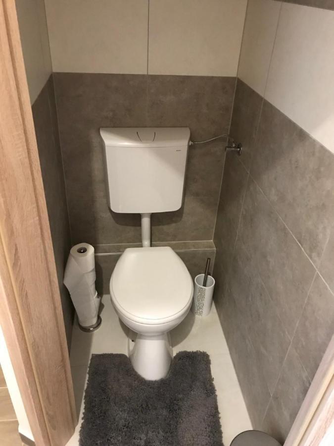 Classic Apartman Сегед Екстериор снимка