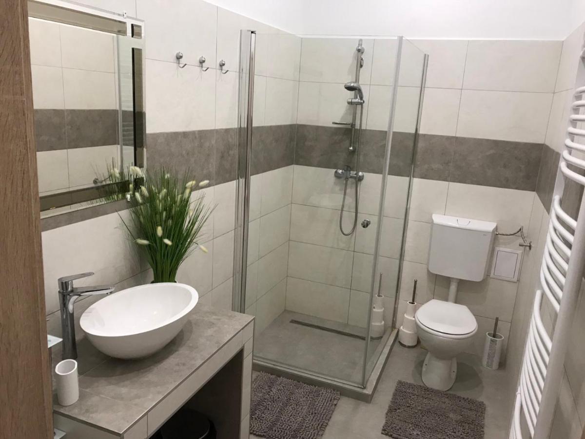 Classic Apartman Сегед Екстериор снимка